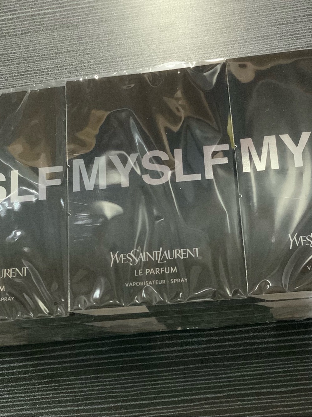 YSL MYSELF LE PARFUM 1.2ml x 12 pieces